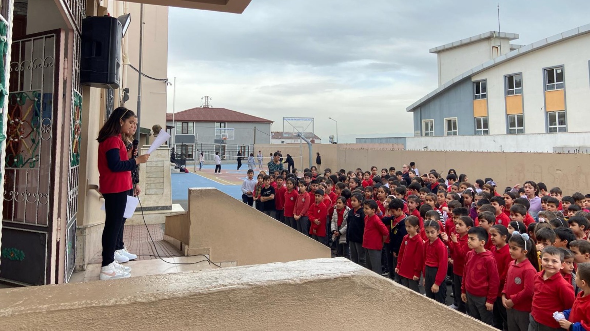 Okulumuzda 12 Mart İstiklal Marşı'nın Kabulü ve Mehmet Akif Ersoy'u Anma Günü Töreni Yapıldı.